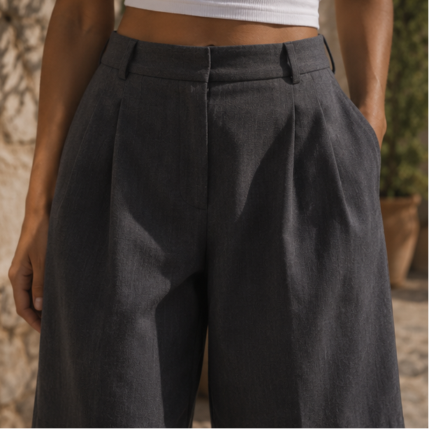Hyrana Short