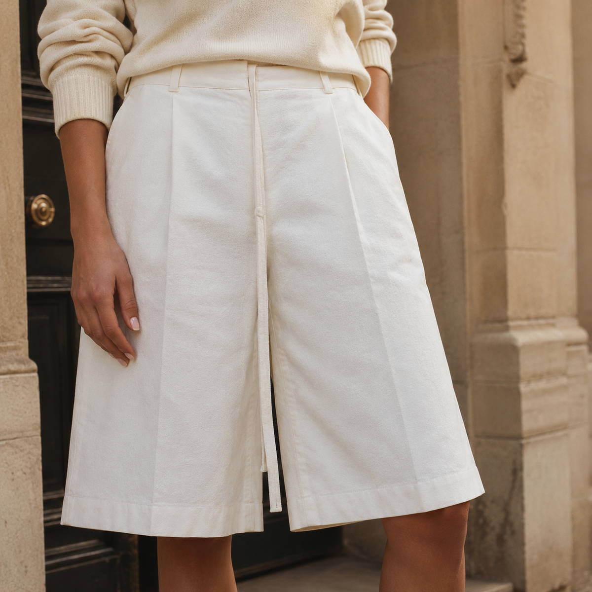 Qira Short